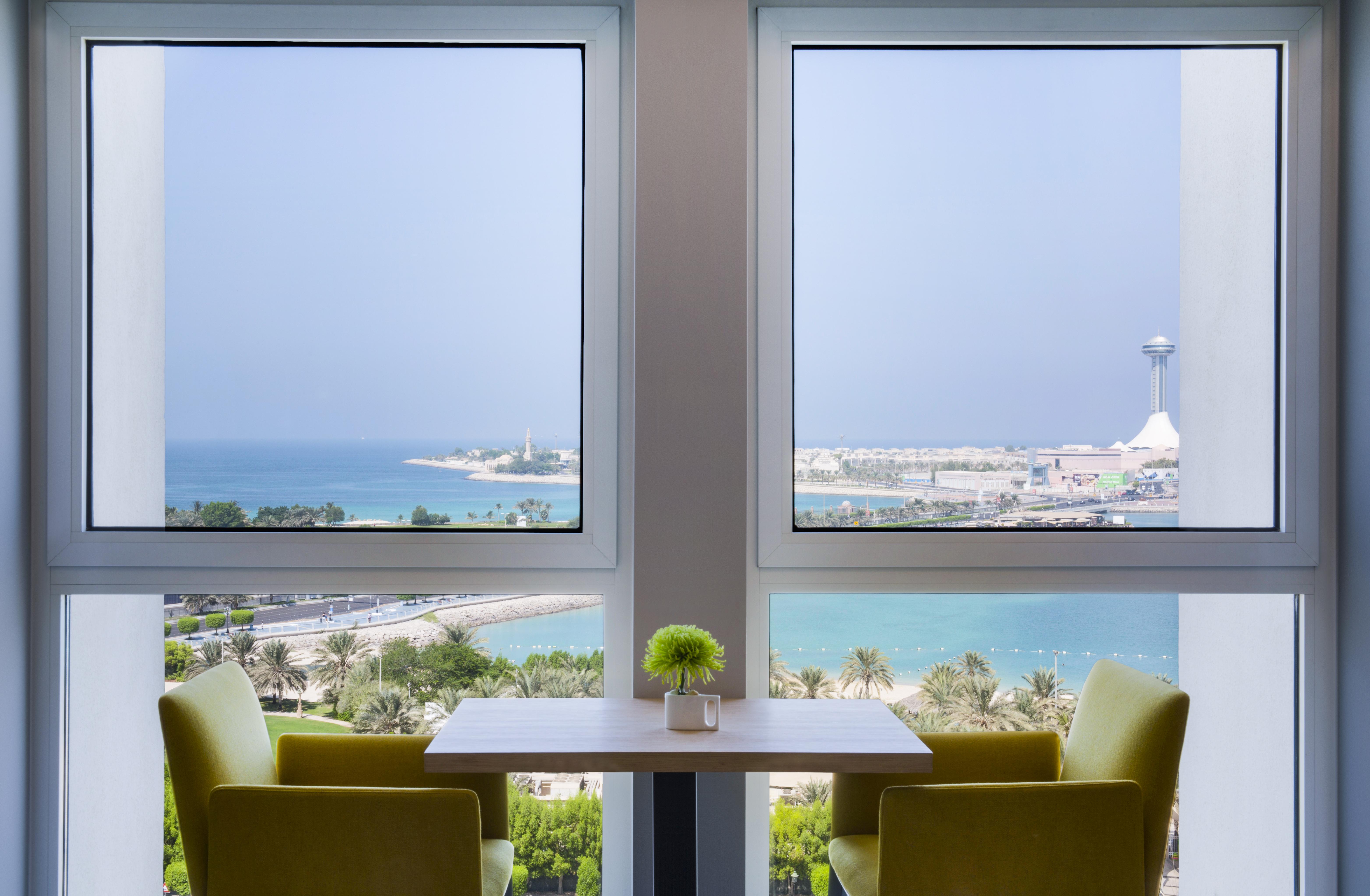 Radisson Blu Hotel & Resort, Abu Dhabi Corniche エクステリア 写真